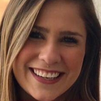 Abby Kousouris Desnuda