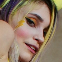 Amelie Weed Desnuda