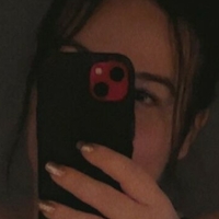 Andeken1 Desnuda