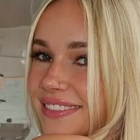 Ava Robar Desnuda