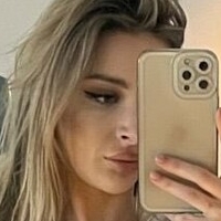 Deniz Demeter Desnuda