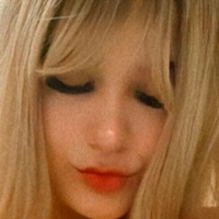 ElizabethL Desnuda