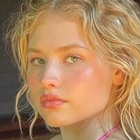 elliebaeeeeee Desnuda