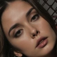Emilia Iva Desnuda