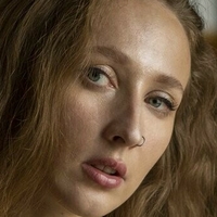 Emily Read Desnuda