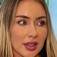 emwebbilyfree Desnuda