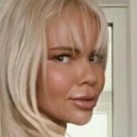 julianylandfree Desnuda