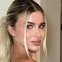 Kaitlyn Bertrand Desnuda