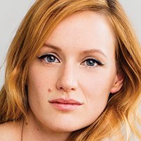 Kerry Bishé Desnuda