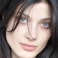 Larissa Hofmann Desnuda