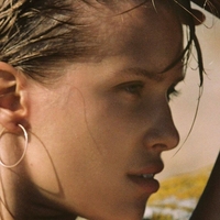 Laura Oganessian Desnuda