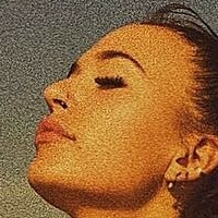 Lennon Stella Desnuda