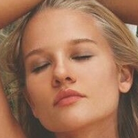 Lili Sepe Desnuda
