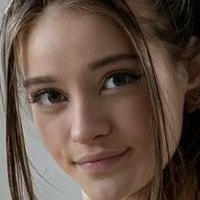 Livie Catha Desnuda