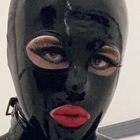luciaandleighlatex Desnuda