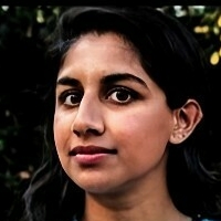 Monica Padman Desnuda