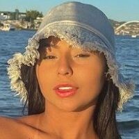 Nicolly Rosae Desnuda