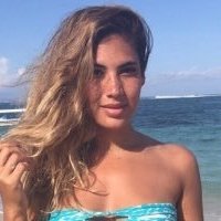 Noni Janur Desnuda