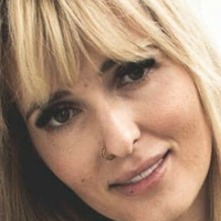 Robin Love Desnuda