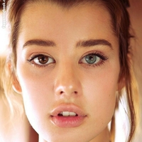 Sarah Mc Daniel Desnuda