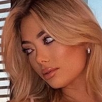 Skylar Tisdale Desnuda