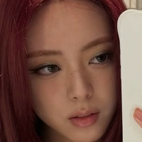 Yuna - ITZY (유나, Shin Yu Na) Desnuda