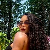Ziane Martins Desnuda